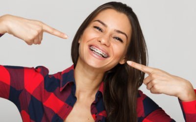 The Difference Between Metal Braces vs Clear Braces